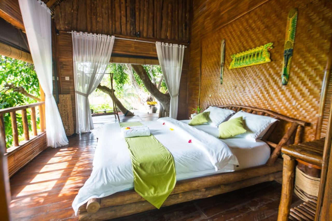 Вілла Gading Tree House Batununggul Екстер'єр фото
