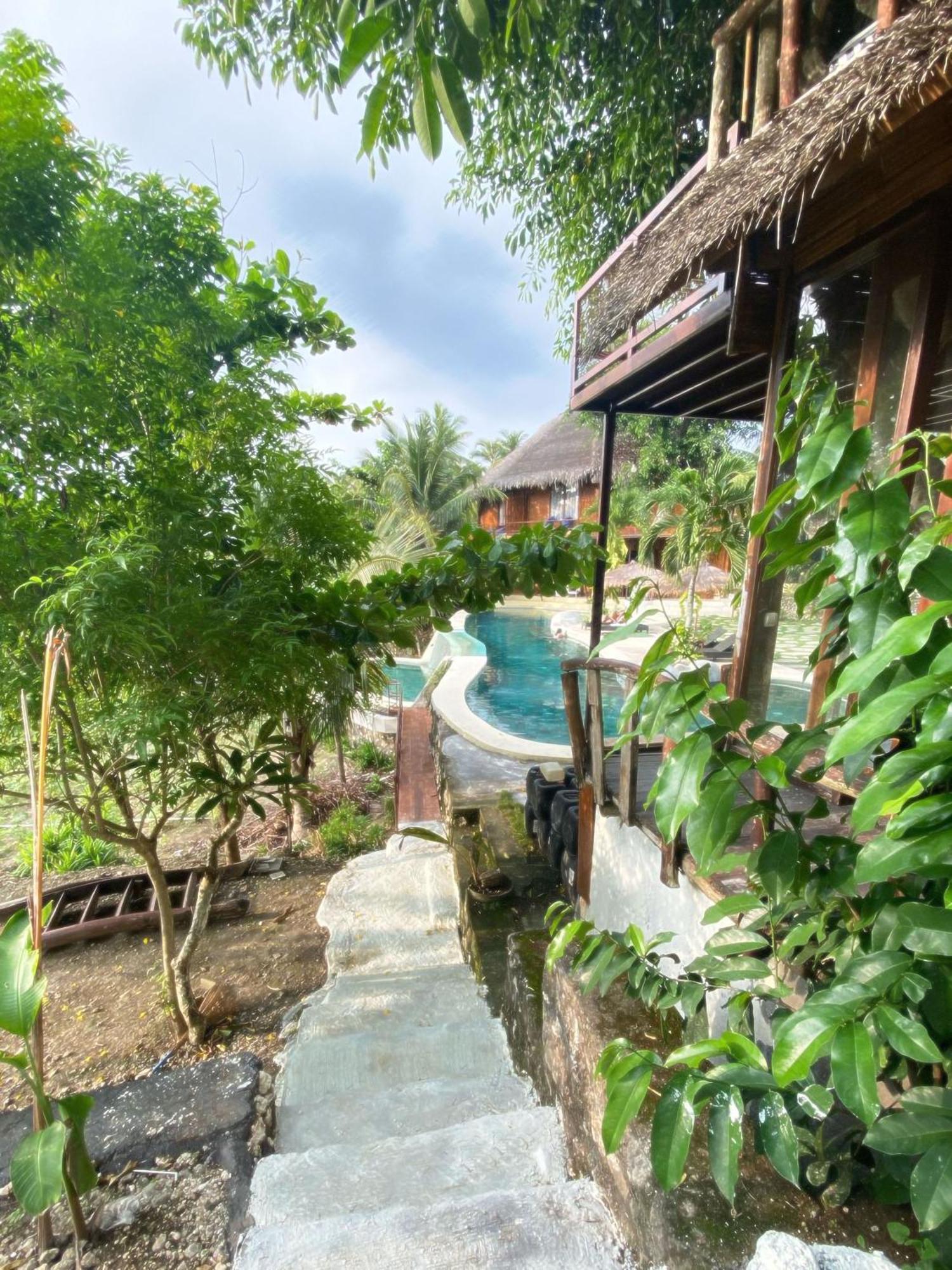 Вілла Gading Tree House Batununggul Екстер'єр фото