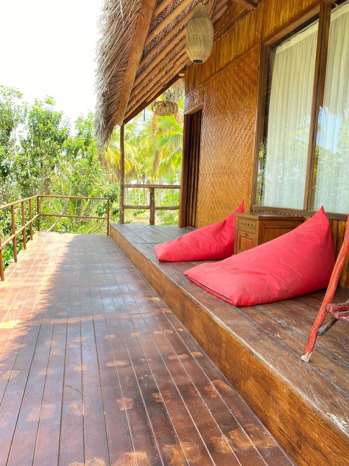 Вілла Gading Tree House Batununggul Екстер'єр фото